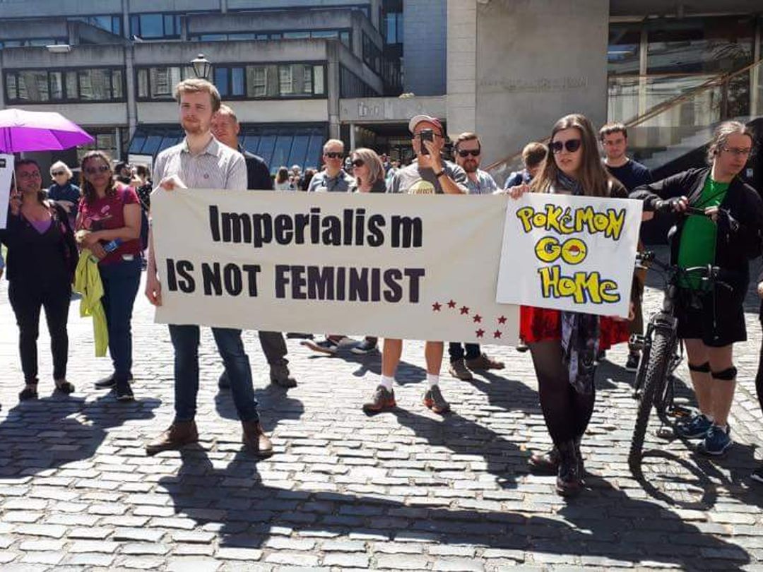 Students say warmongers not welcome in Dublin