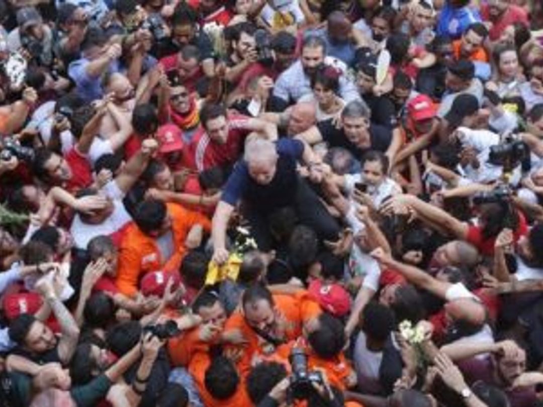 Reaction on the rise in Brazil as Lula jailed