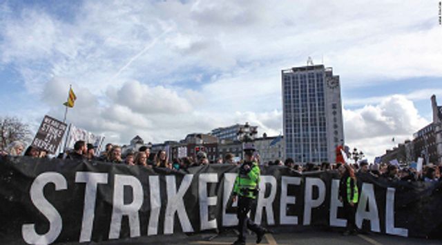 Strike4Repeal brings Dublin city centre to stand still