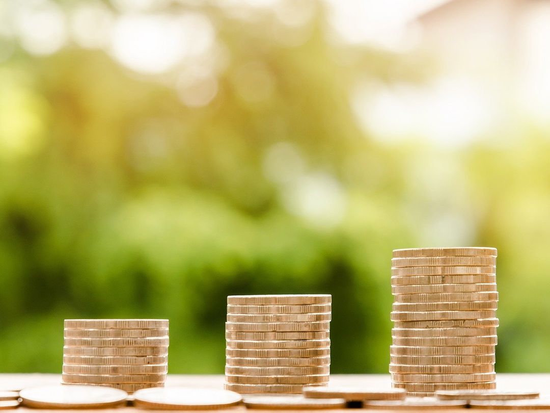 Striking workers win 15% pay increase